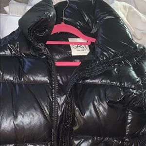 SAM COAT. USED BUT GREAT CONDITION. UNISEX